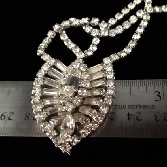 Vintage Rhinestone Necklace - Picture 3 of 5